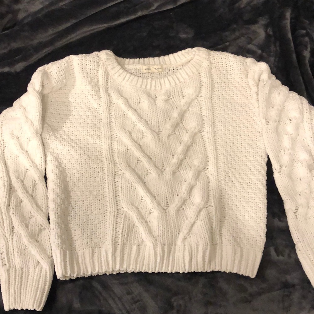 Cropped Knitted Sweater